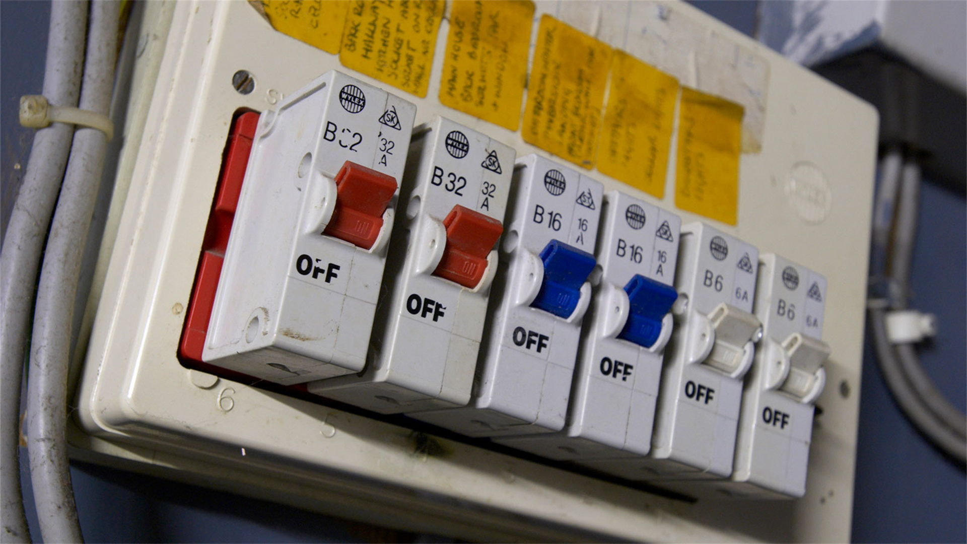 Boost Your Safety Awareness: An Electrical Safety Quiz