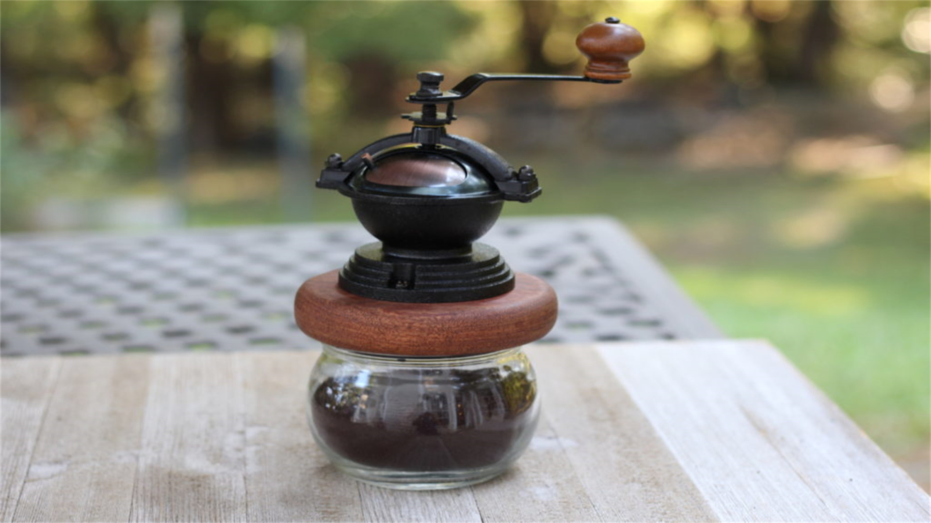 How many of these retro household items can you name?