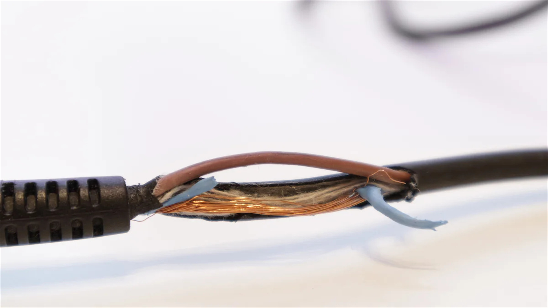 Boost Your Safety Awareness: An Electrical Safety Quiz